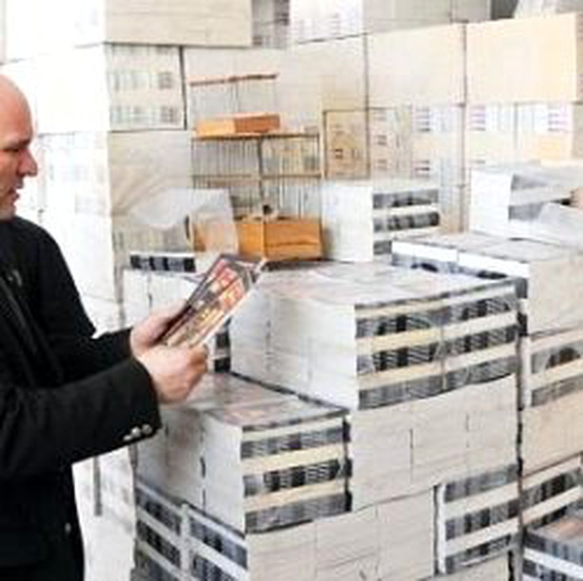 100 Bin Korsan Kitap Ele Geçti