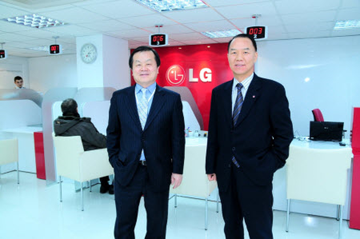 Yüz Yüze Cep Telefonu Servisi