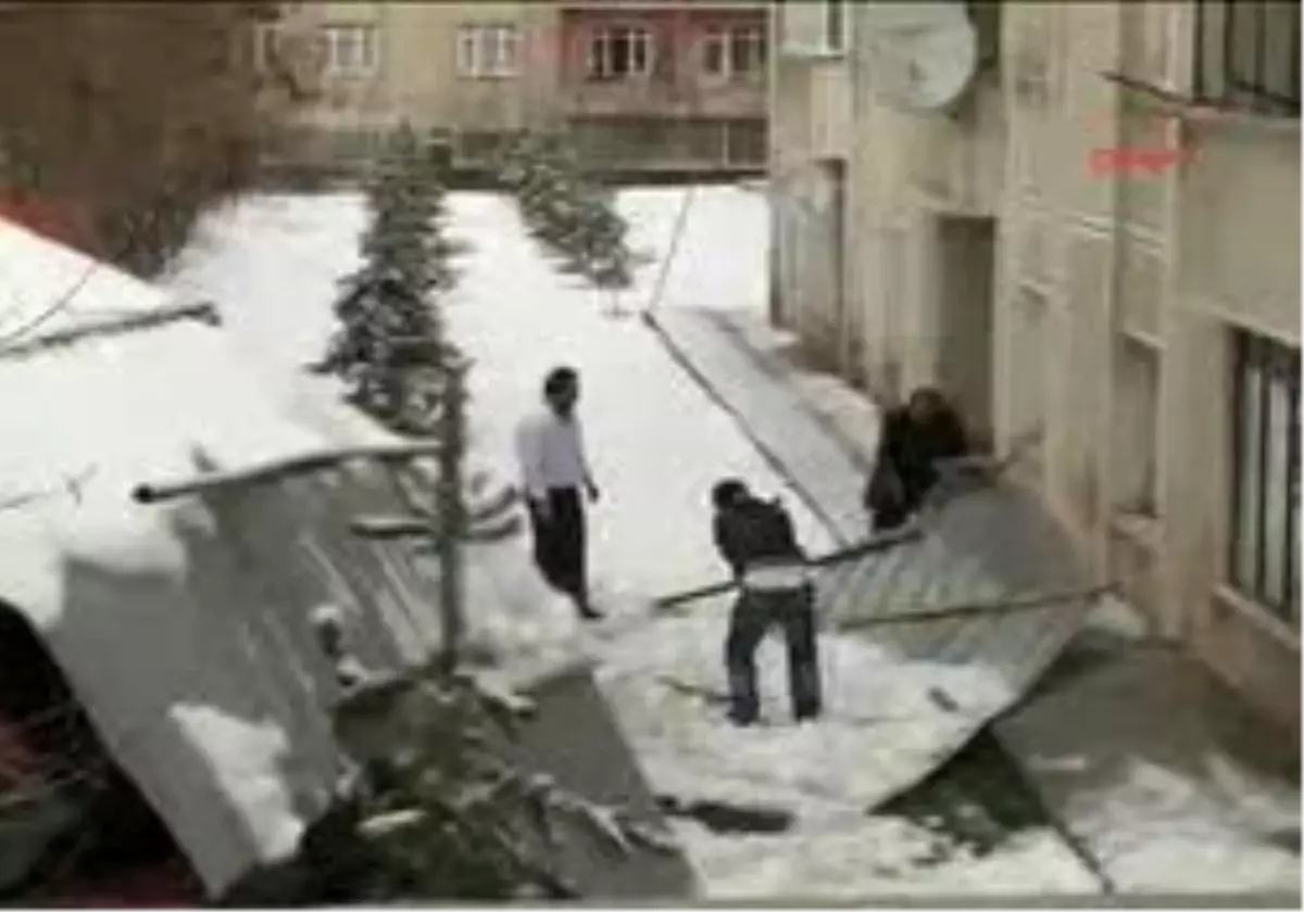 Erzurum // Ekg // Doğu´Da Dolu, Fırtına Ve Yağış Hayatı Olu