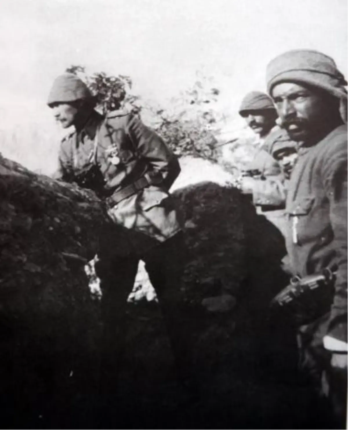 Tarihi Fotoğrafın Sırrı Ortaya Çıktı