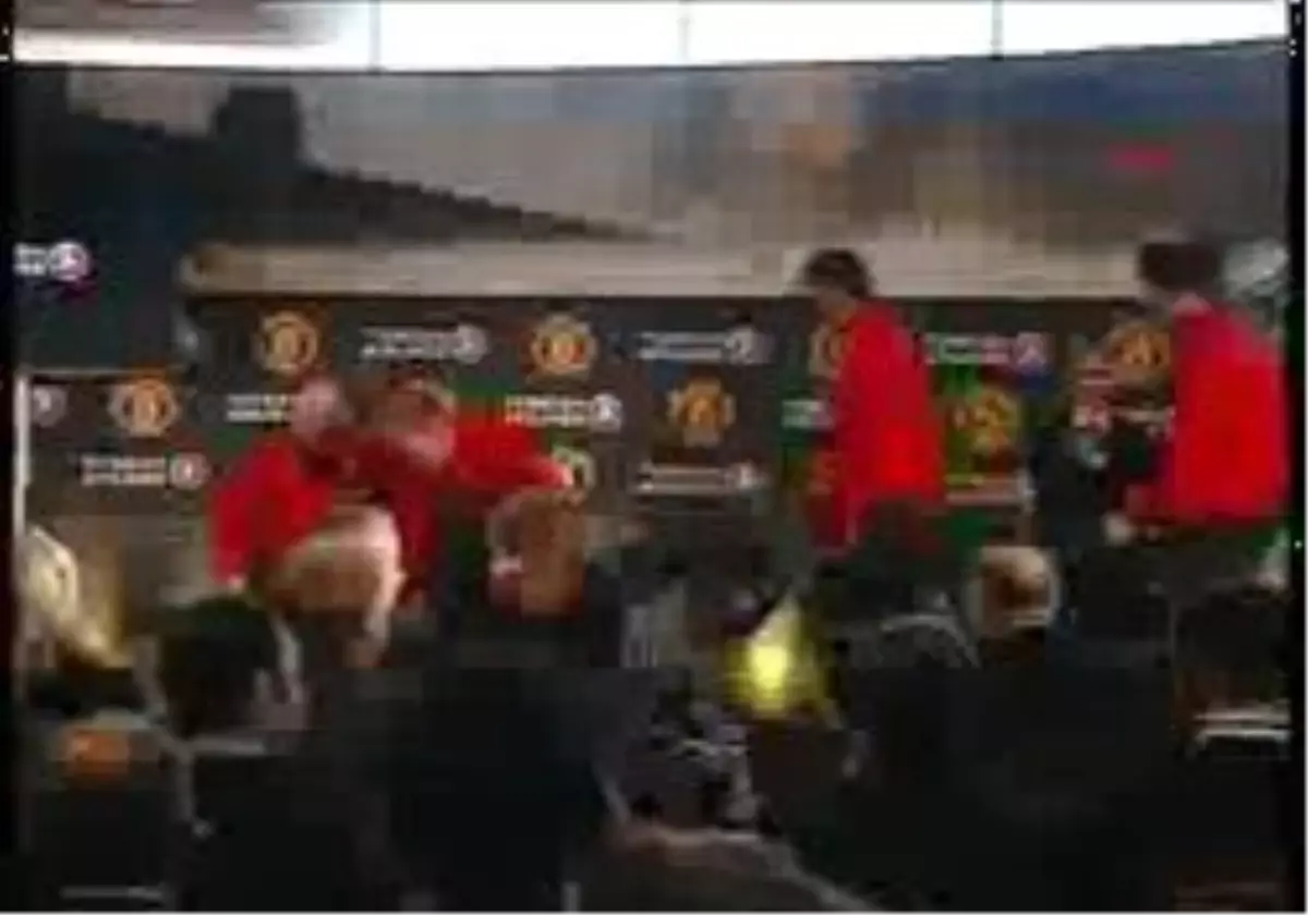 Thy, Manchester Unıted\'A Sponsor Oldu