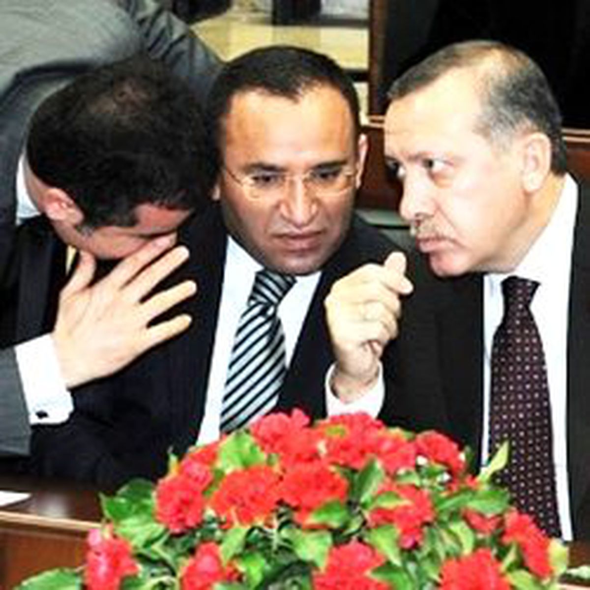 Taslakta Sürpriz HSYK Değişikliği