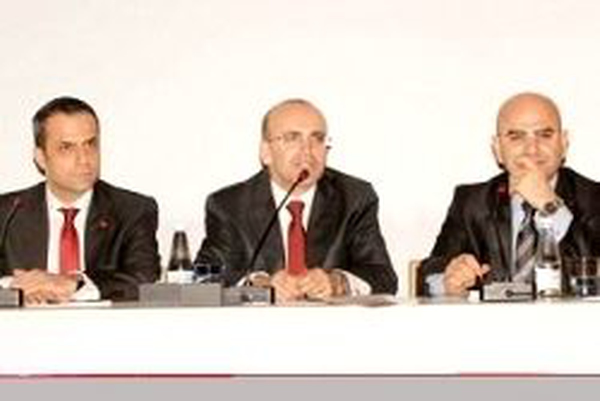 Şimşek, Banka Harcı Uyarısı Yaptı