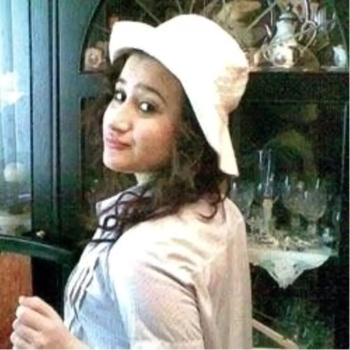 Buket Hayatını Kaybetti