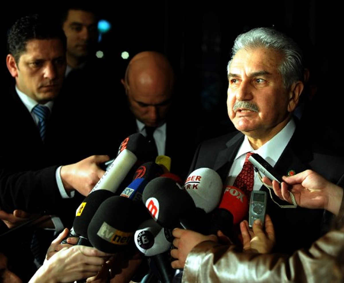 Özbek: Birinci Hedef HSYK