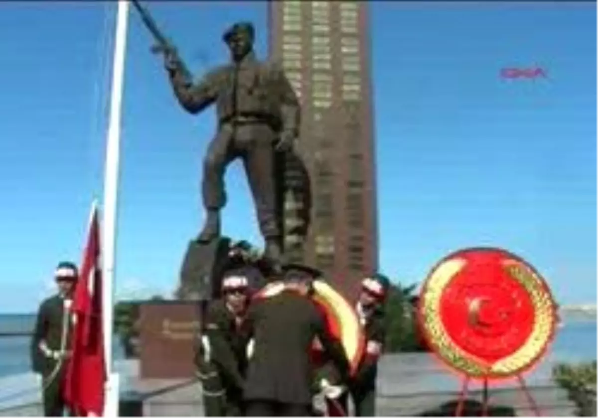 Zonguldak - Şehit Annesini Teselli Eden Polis Ağladı