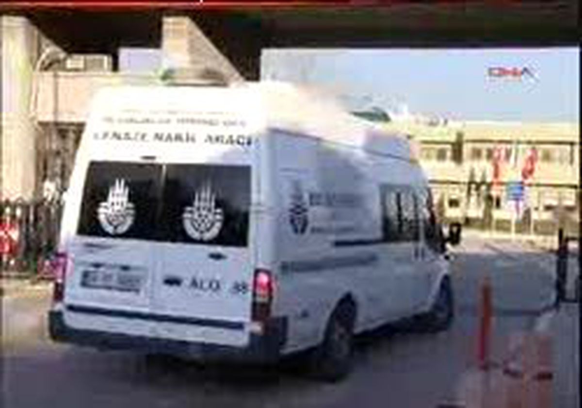 Buket'İn Cenazesi Helallik İçin Evine Getirildi...