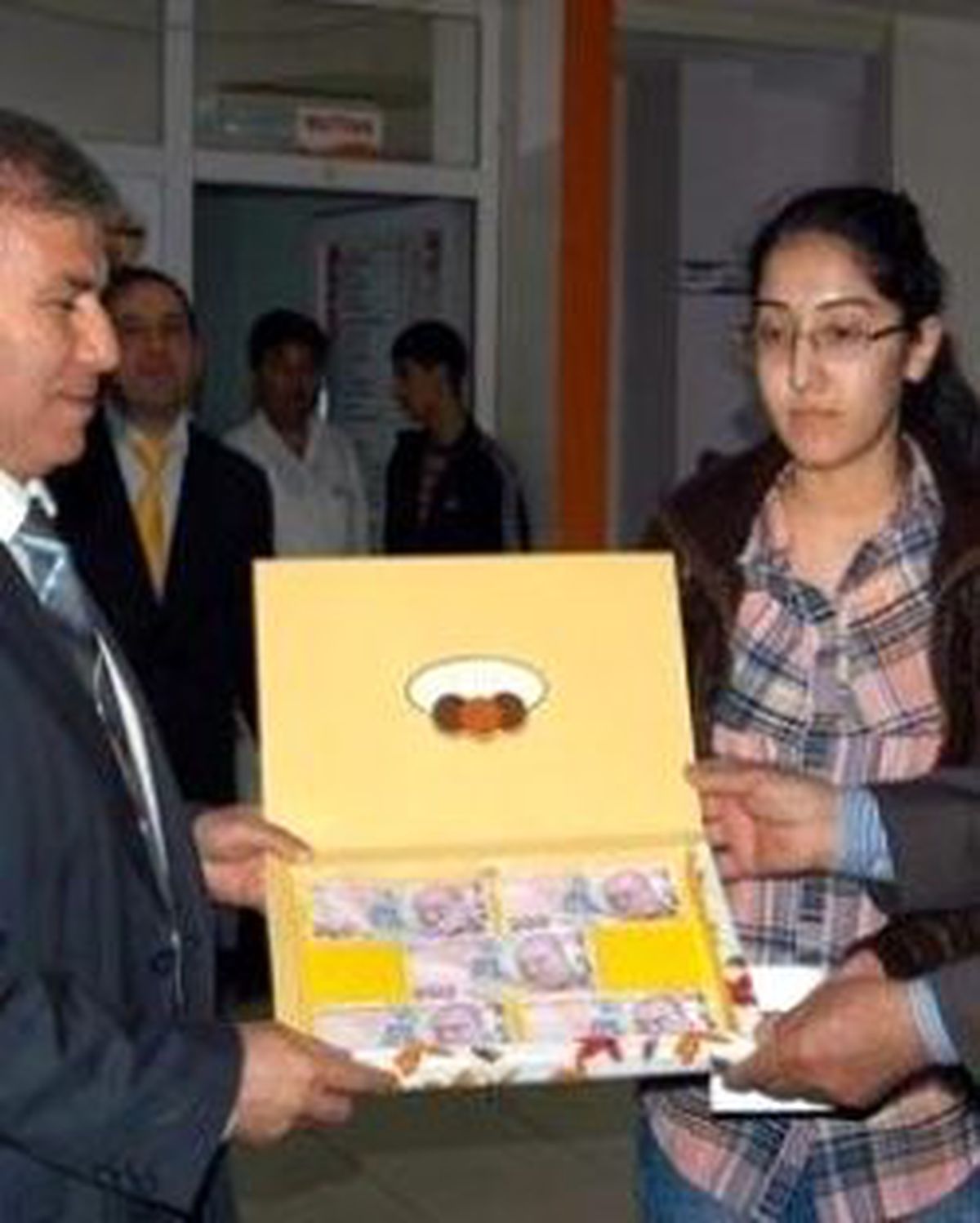 Lise Öğrencisinden Örnek Davranış