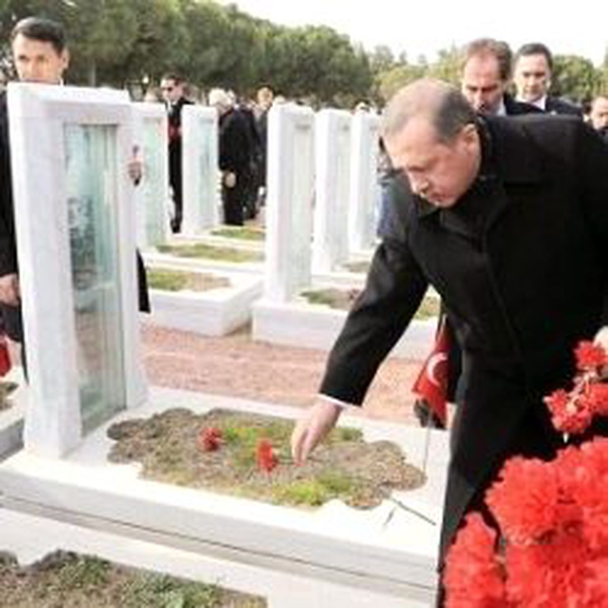 Önce Kendilerini Gözden Geçirsinler