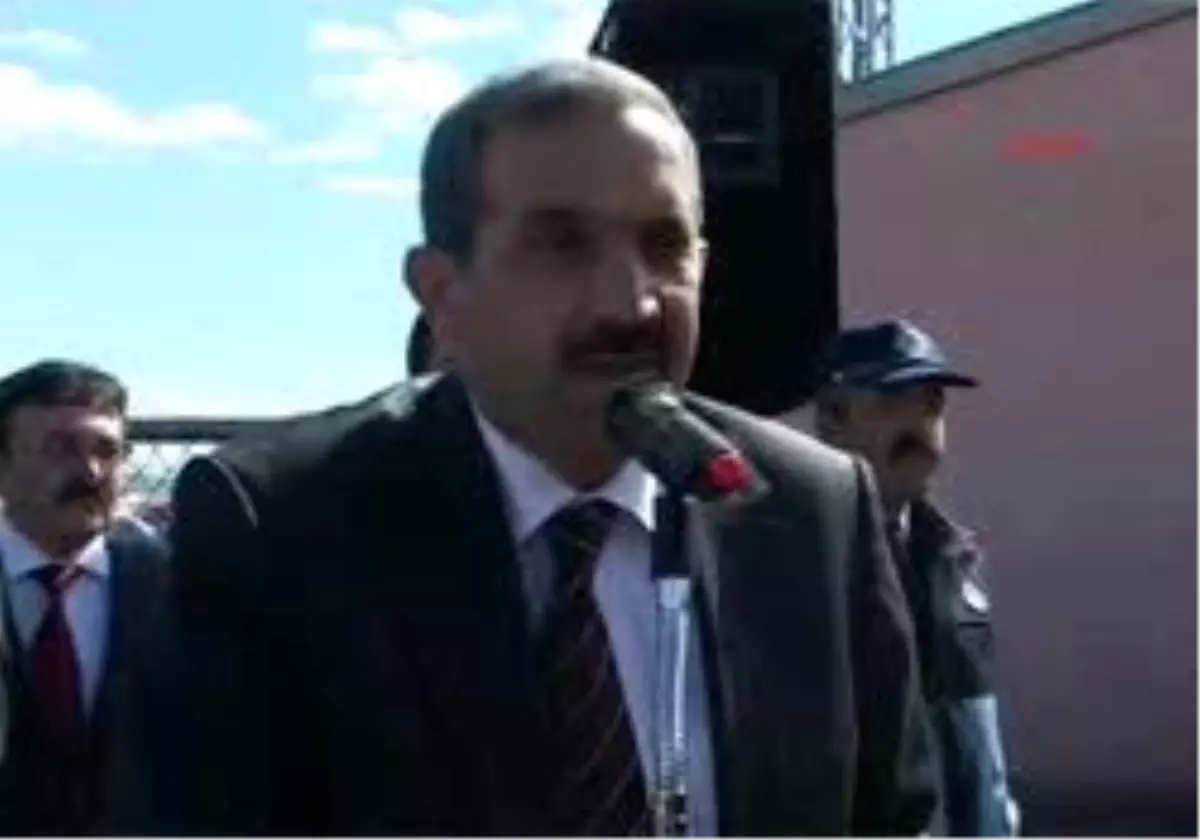 Köpek Barınağına Görkemli Açılış