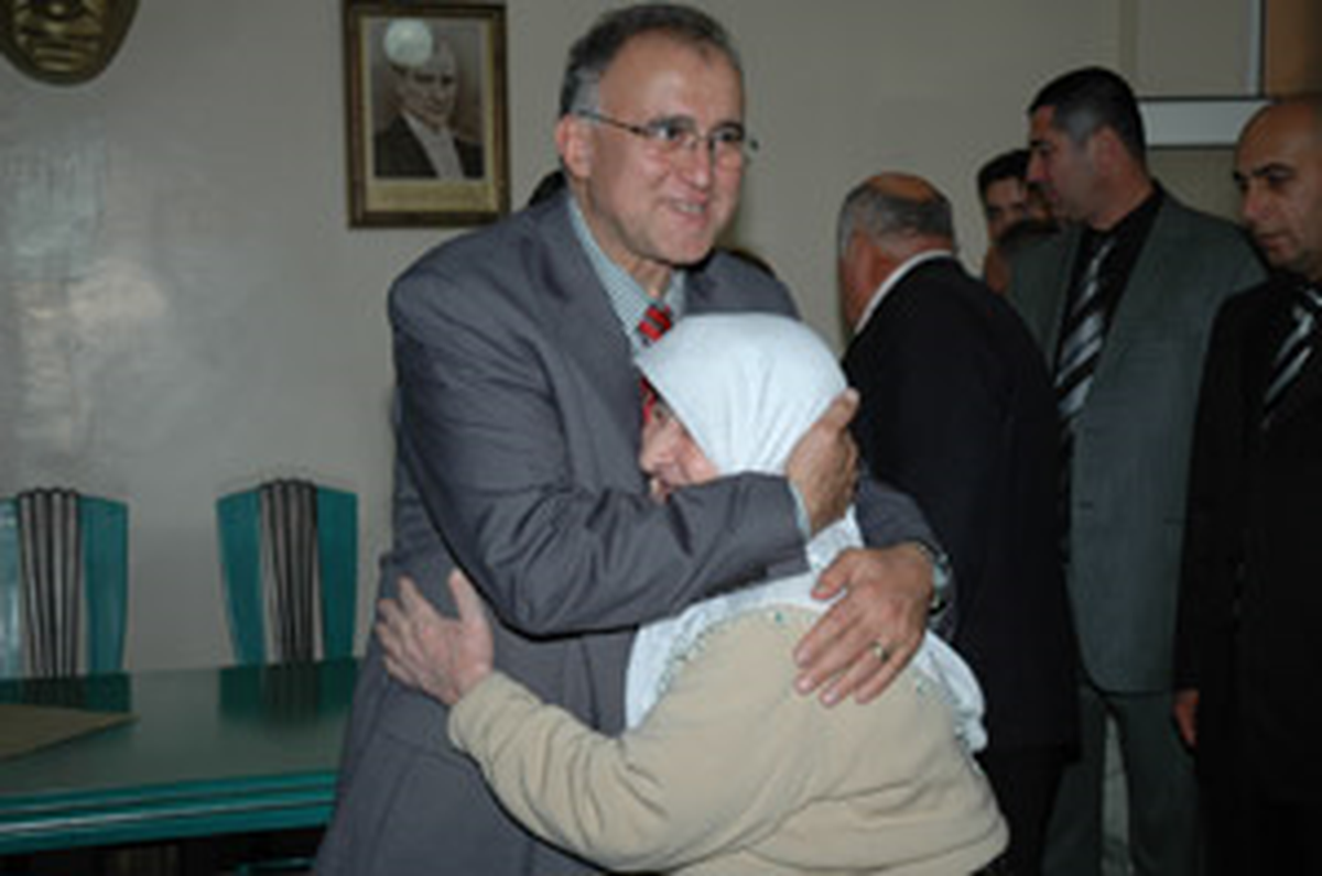Yaşlılarımız Dün İle Bugün Arasında Köprü Kuran En Değerli Varlıklarımızdır