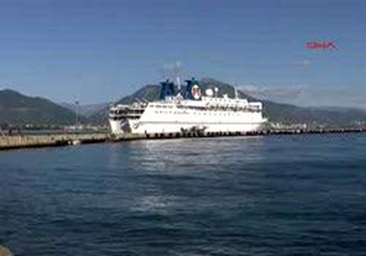 İsrail Gemisi Alanya'da