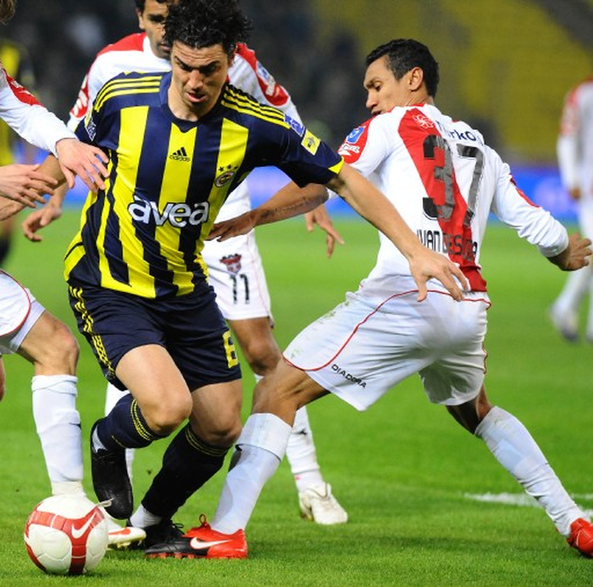 Fenerbahçe Zirve Takibi
