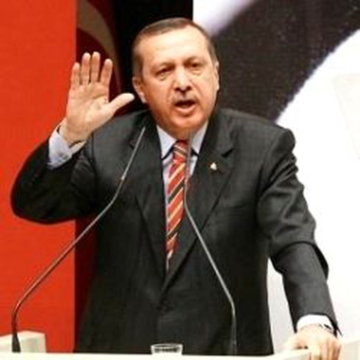 Teröristbaşı'nı Adres Göstermeyin