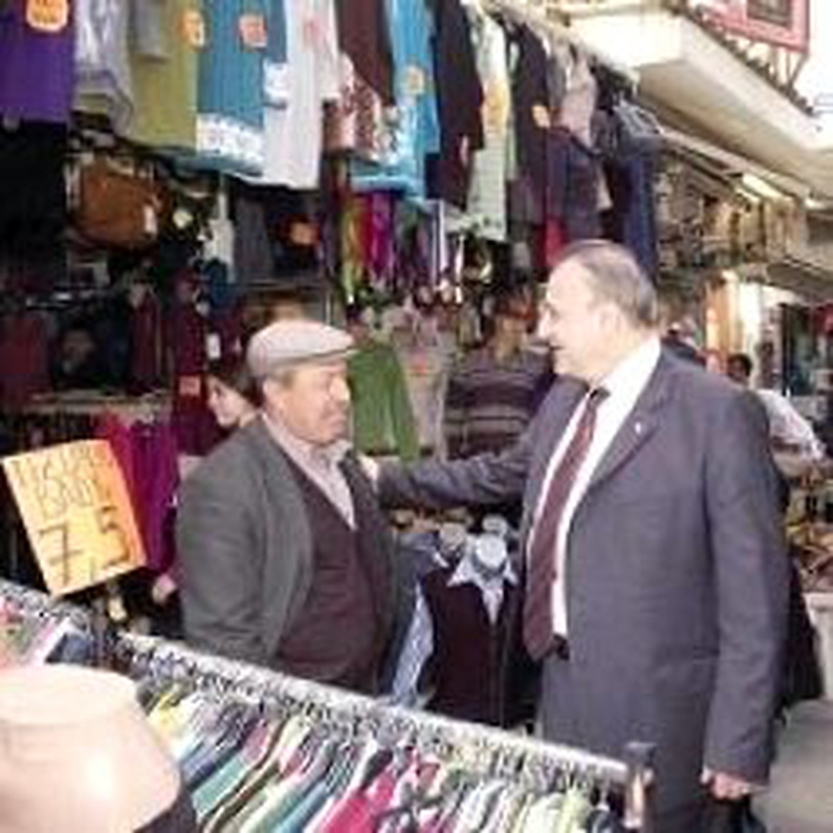 Anayasa Değiştirmenin Amacı Gündem Yaratmak