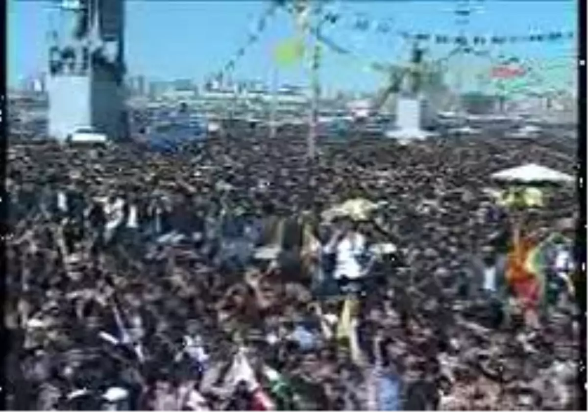 Diyarbakır// 2 //Türk:? Biz Muhatap Bulamıyoruz?