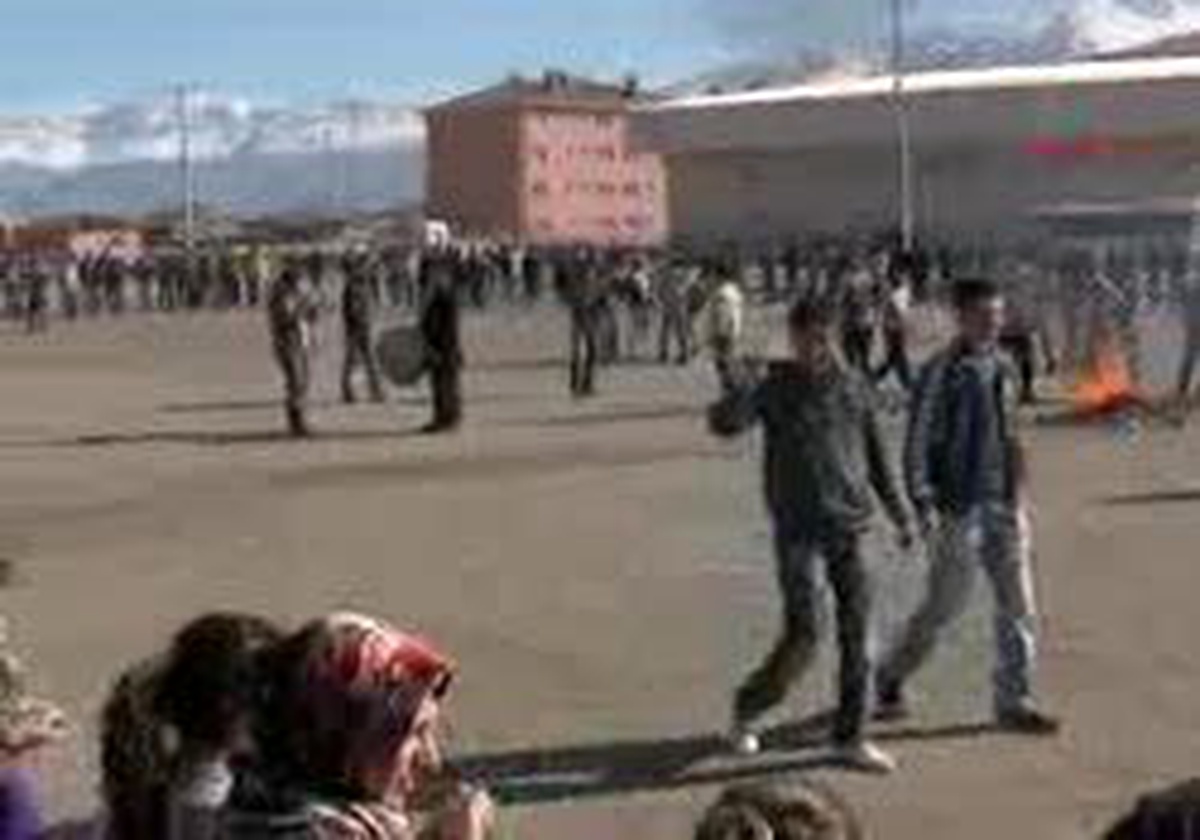 Erzincan // Ekg // Erzincan'Da Nevruz Göz Altısı