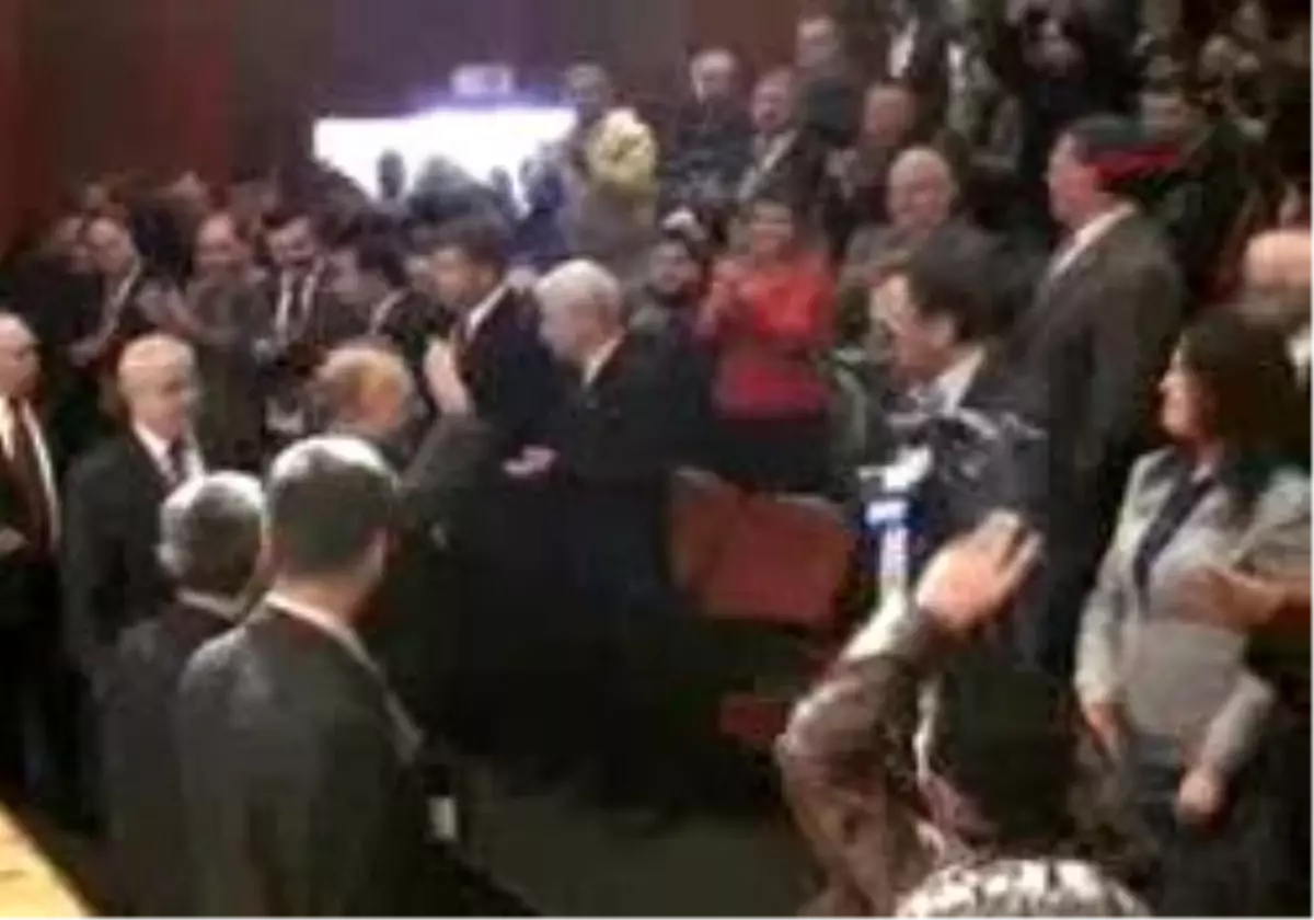 Nazilli - Ek Görüntü//Vural: ``Başbakan Erdoğan At Gözlüğü