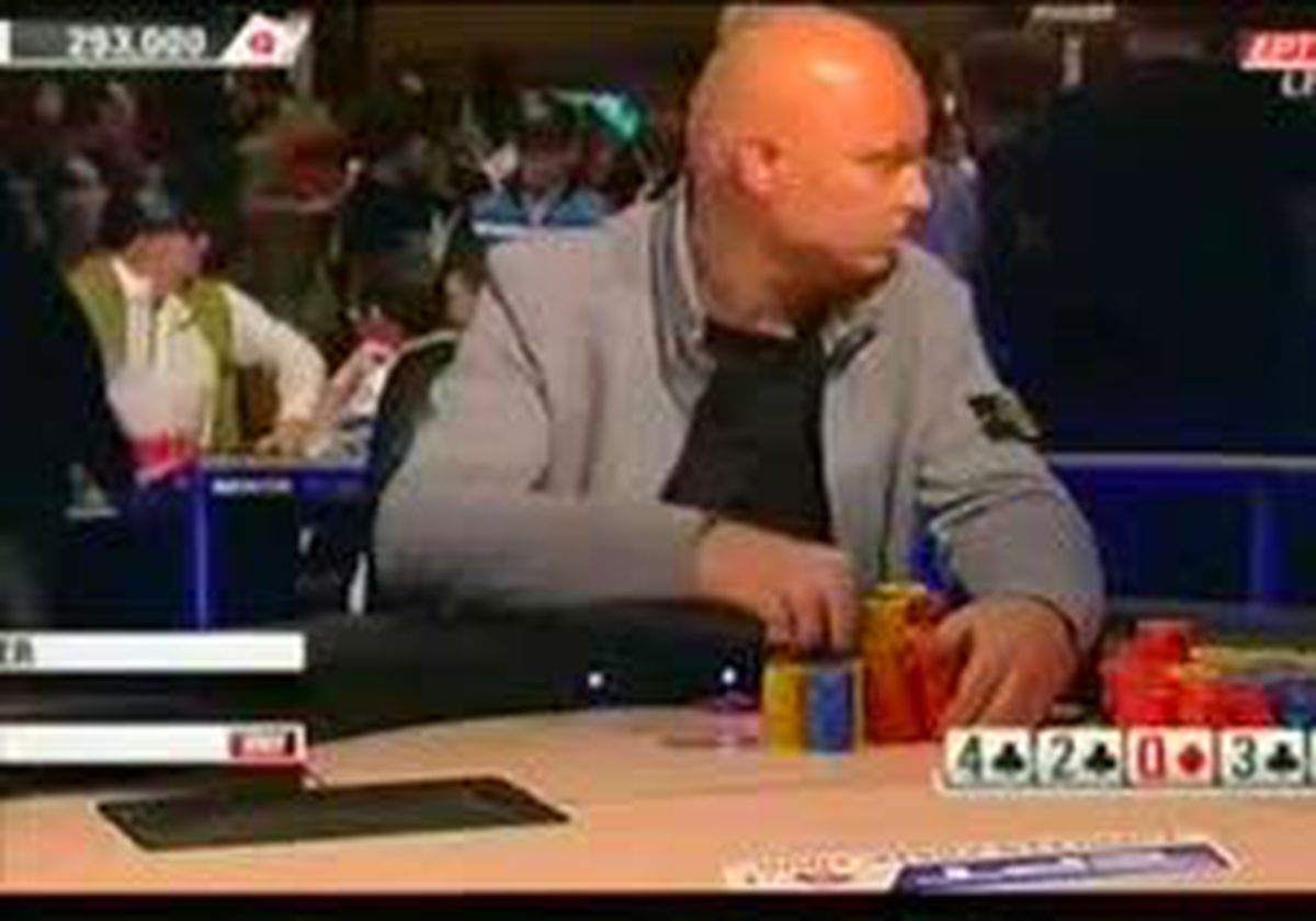 Poker Soygunu İle İlgili Aranan 2?Nci Türk De Teslim Oldu