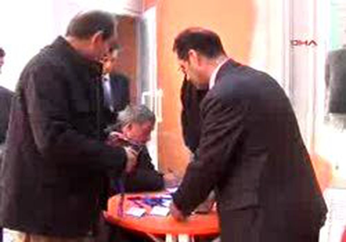 Trabzon // 1 // Chp Genel Başkan Yardımcısı Öymen'Den Ergene