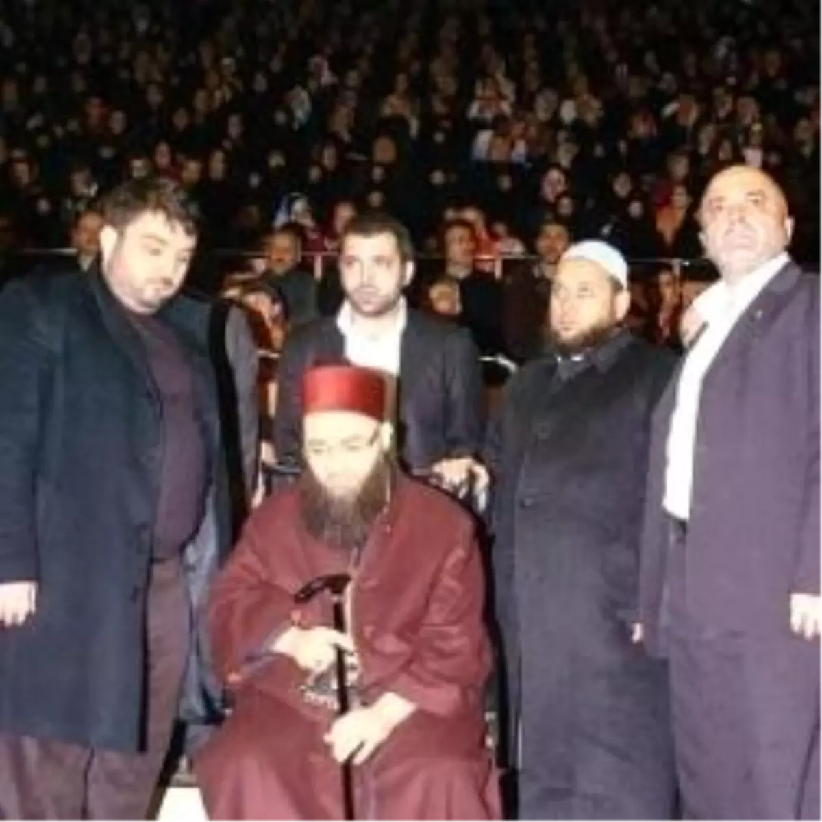 Cüppeli, Salona Sığmadı