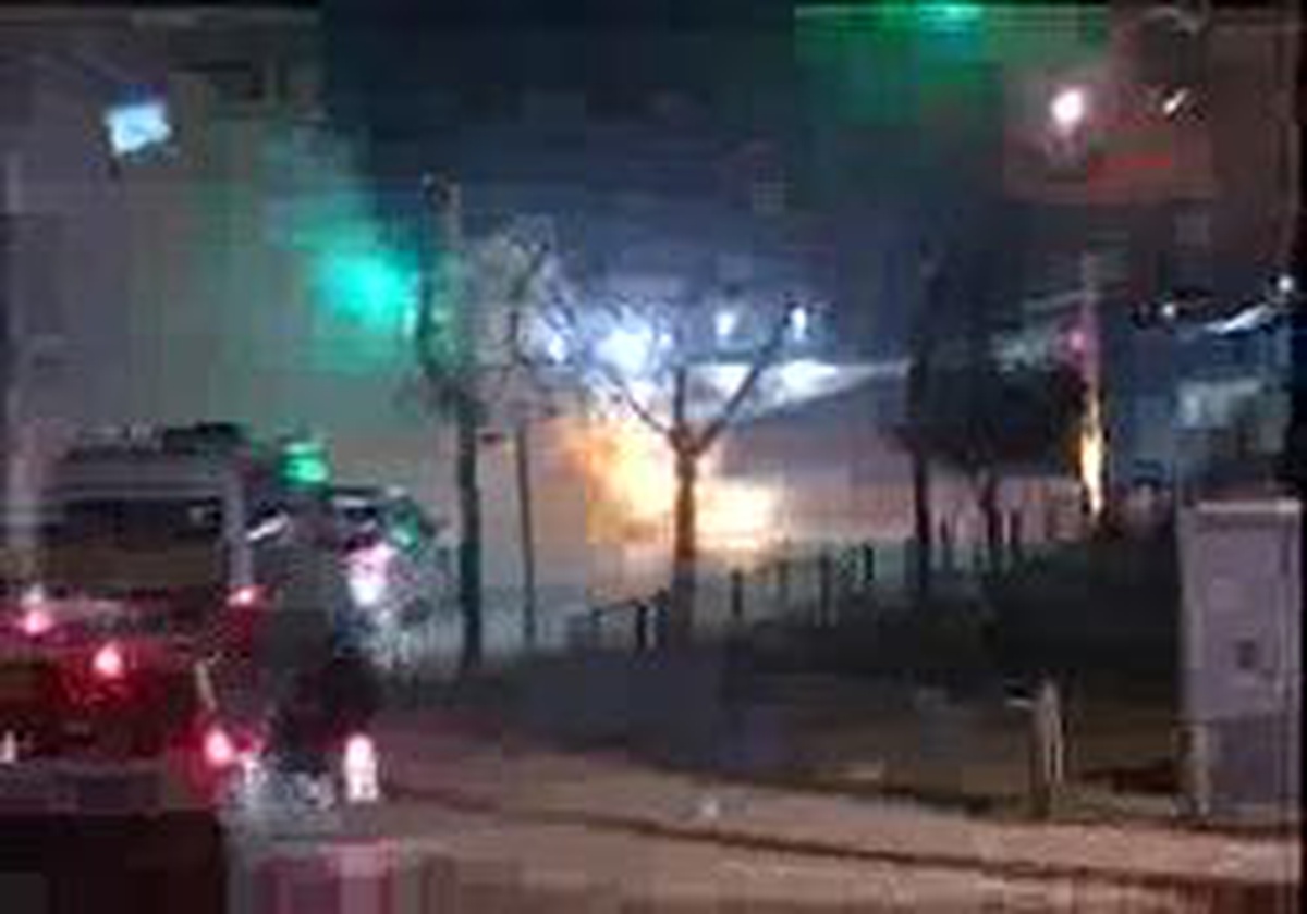 (Özel) Gözaltına Alınan Abisi İçin Polis Aracının Önüne Atla