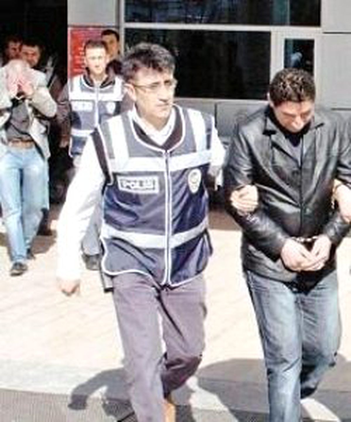 Sahte Önemli Bürokrat Dolandırıcılara Suçüstü