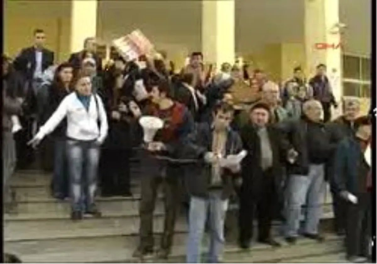 İzmit - İcralık Olan Depremzedeler İtiraz Dilekçesi Verdi