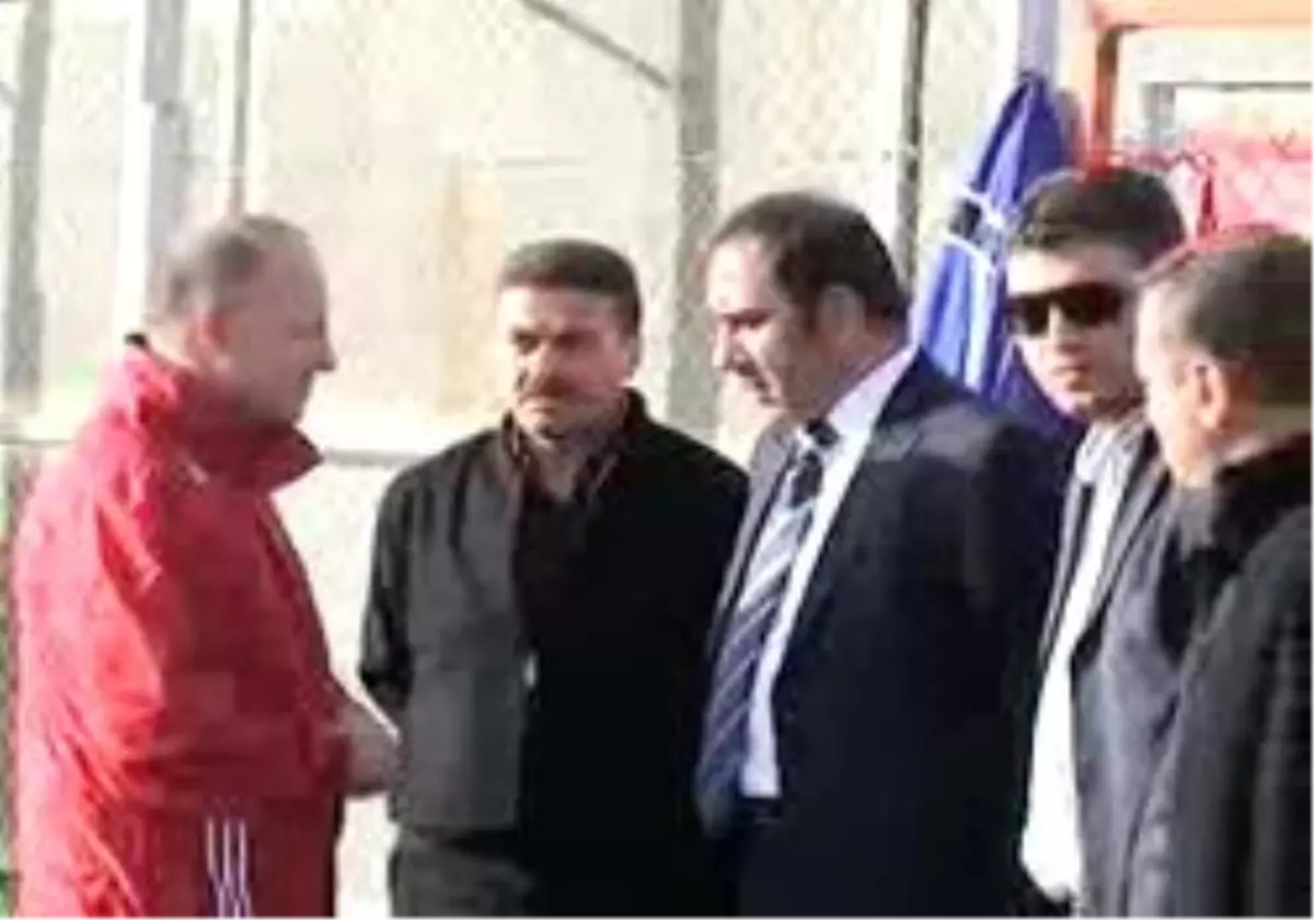 Mesut Bakkal, Sivasspor\'Da İlk Antrenmanına Çıktı