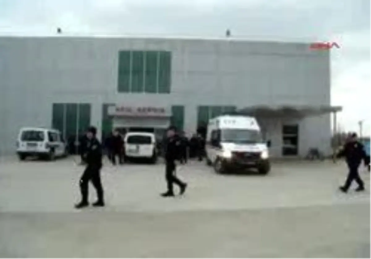 Sakarya - Akyazı\'Da Pancar Kooperatifi\'Nde Kanlı Hesaplaşma: