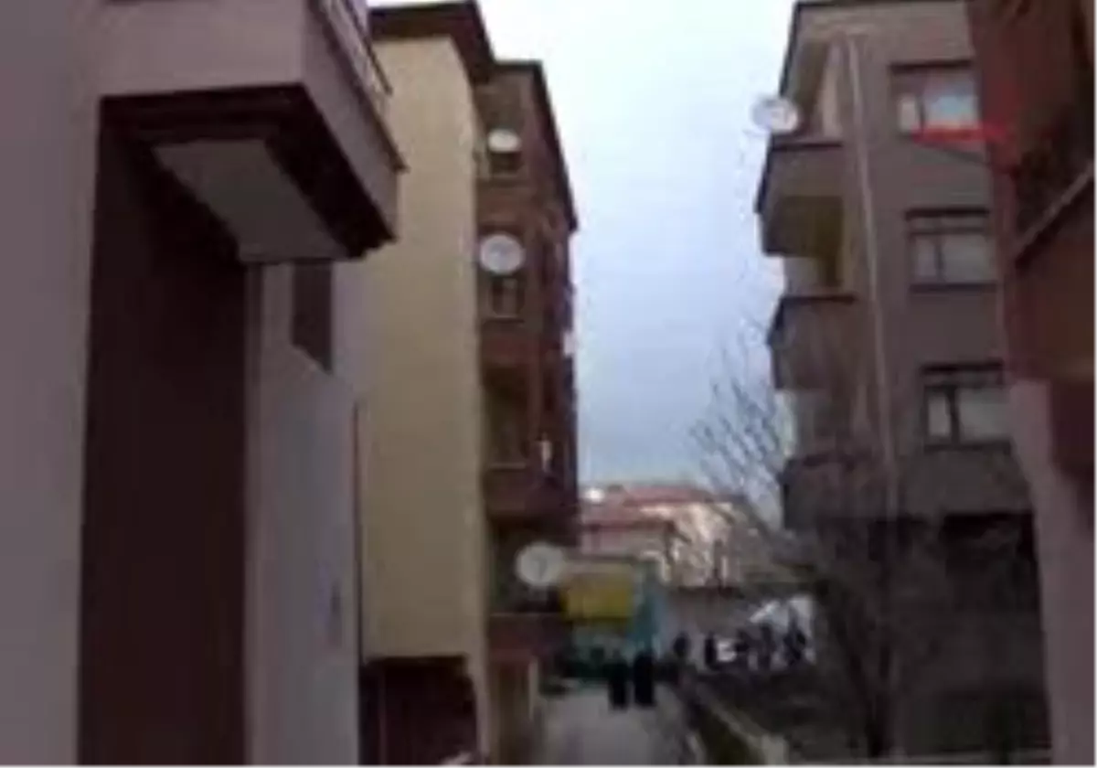 Yürek Dağlayan Cenazede, Dede İle Torun Yan Yana Toprağa Ver