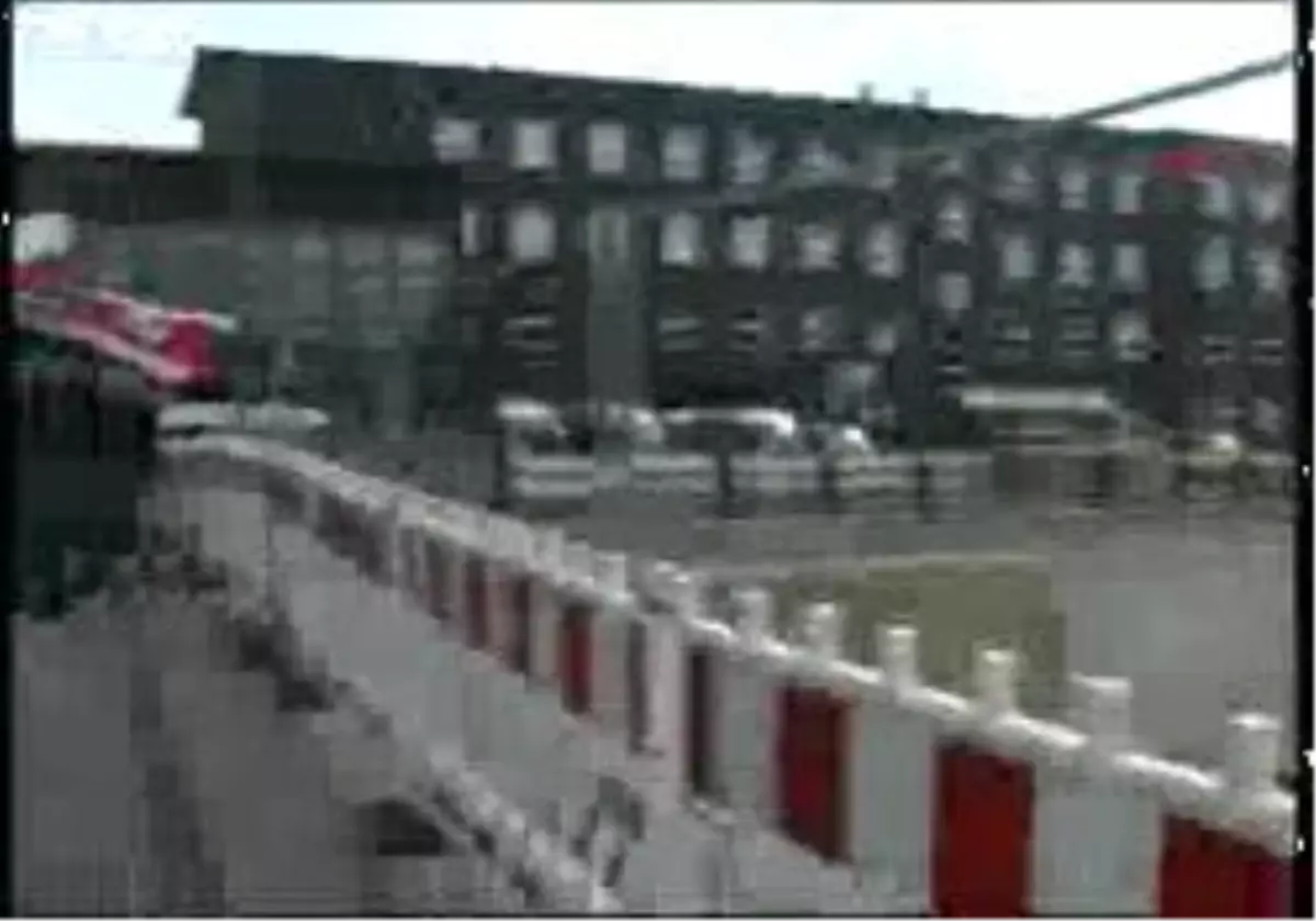 Duisburg´Ta Neo-Nazi Gerginliği