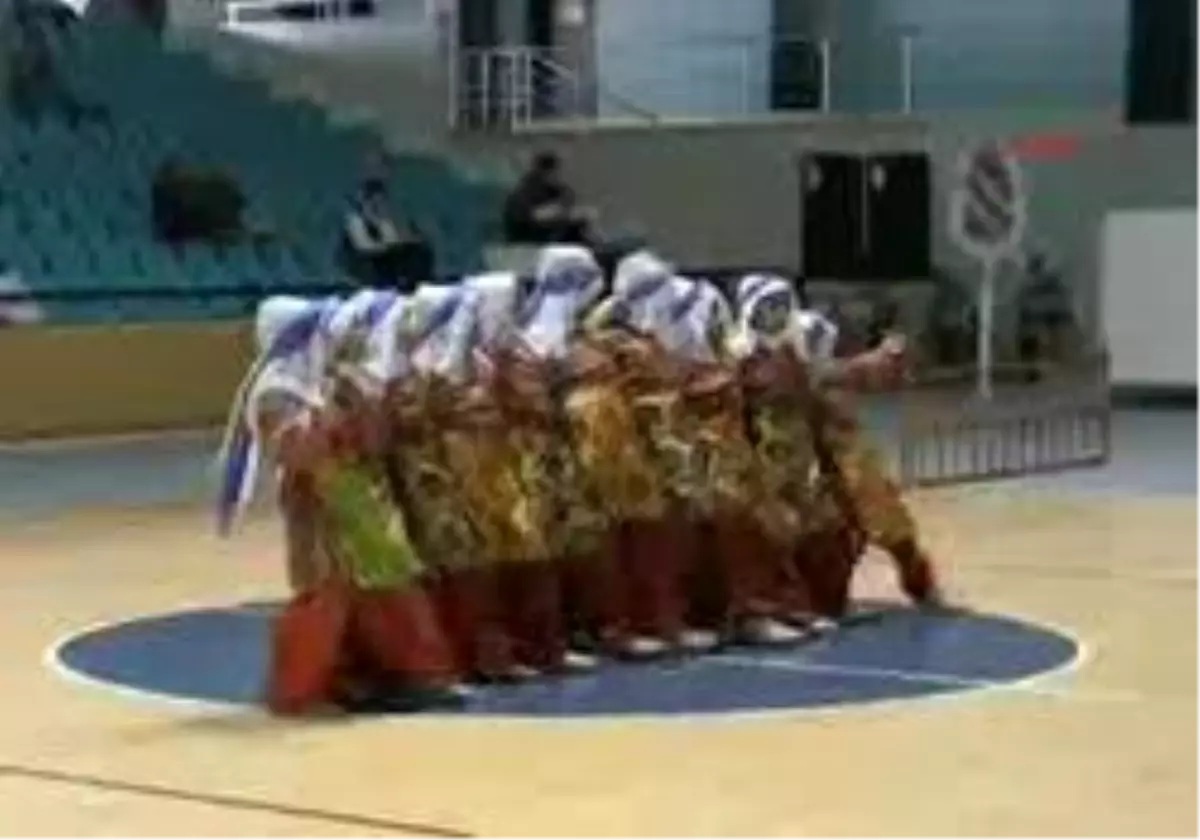 Erzincan - Halk Oyunları Yarışmasında Salon Karıştı