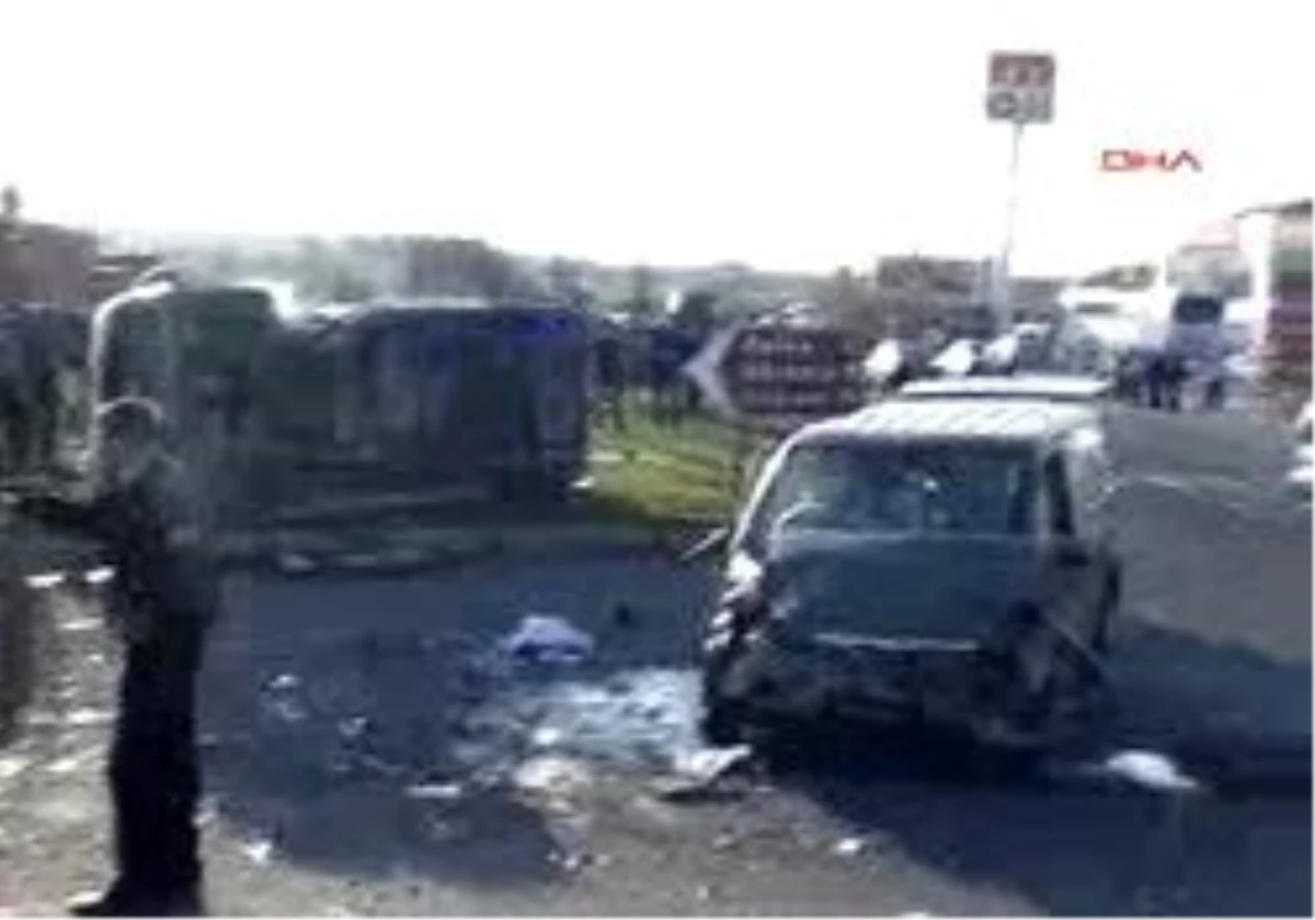 Nevşehir - Ambulans İle Otomobil Çarpıştı: 10 Yaralı