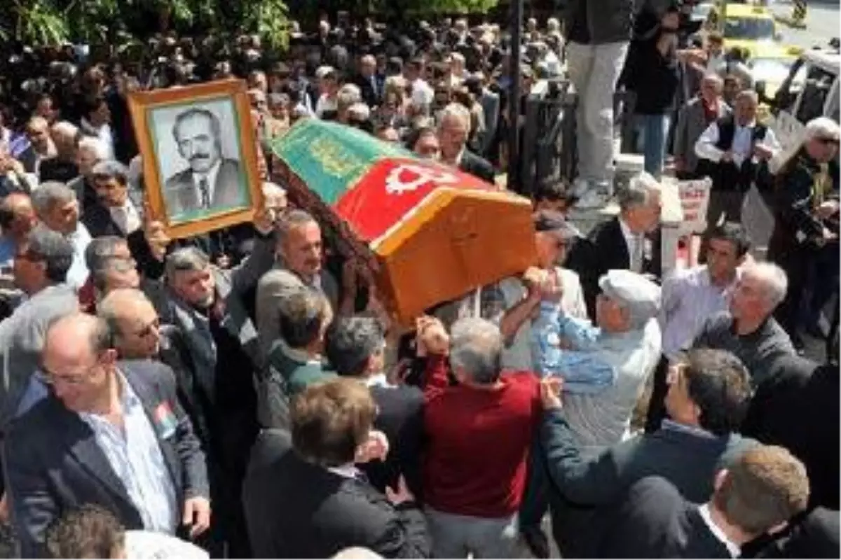 Sendikacı Koç Son Yolculuğuna Uğurlandı