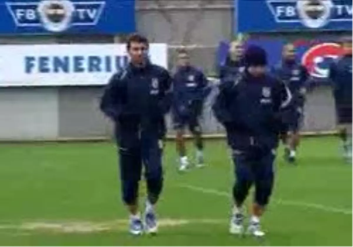 Fenerbahçe\'De Selçuk, Volkan Demirel Ve Alex, Maçın Adamları