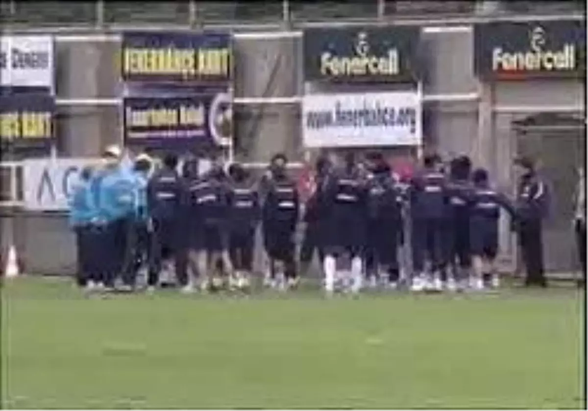 Fenerbahçe Alex Ve Andre Santos\'Suz Çalıştı