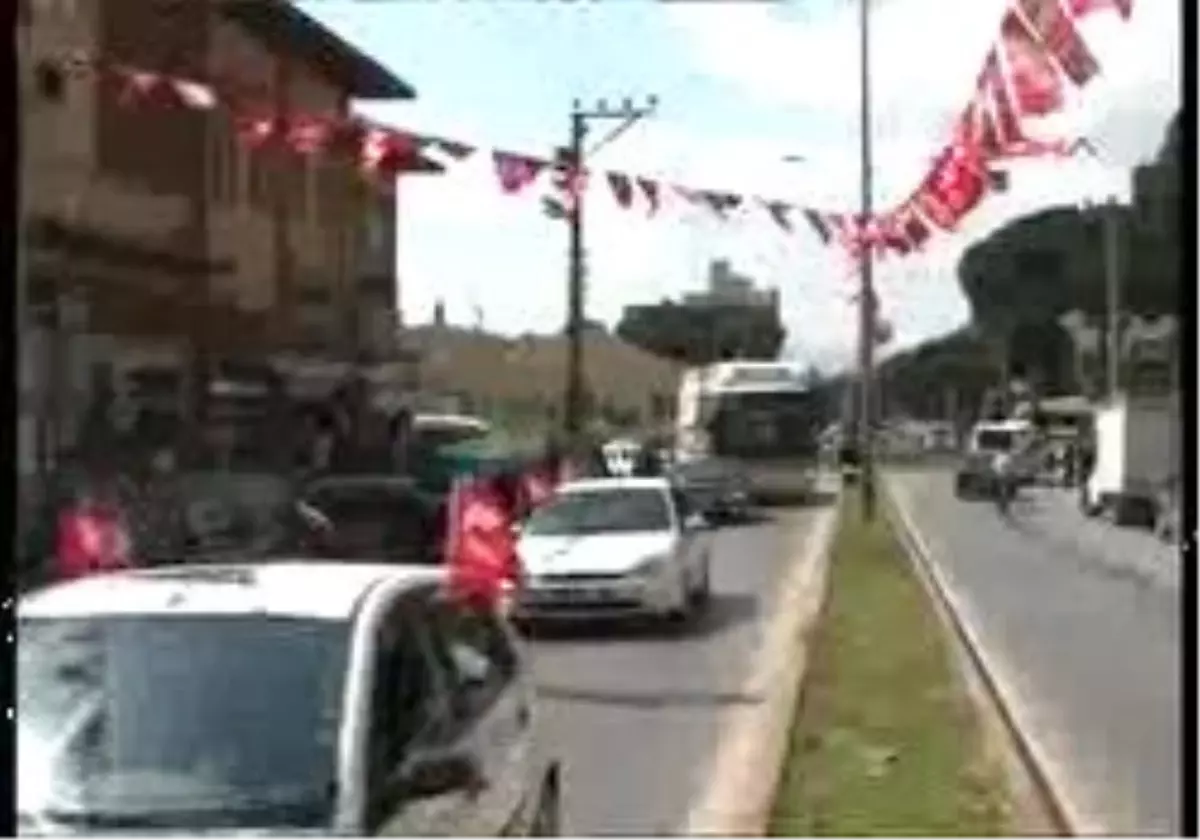 İzmir-Cindoruk Hükümete Yüklendi