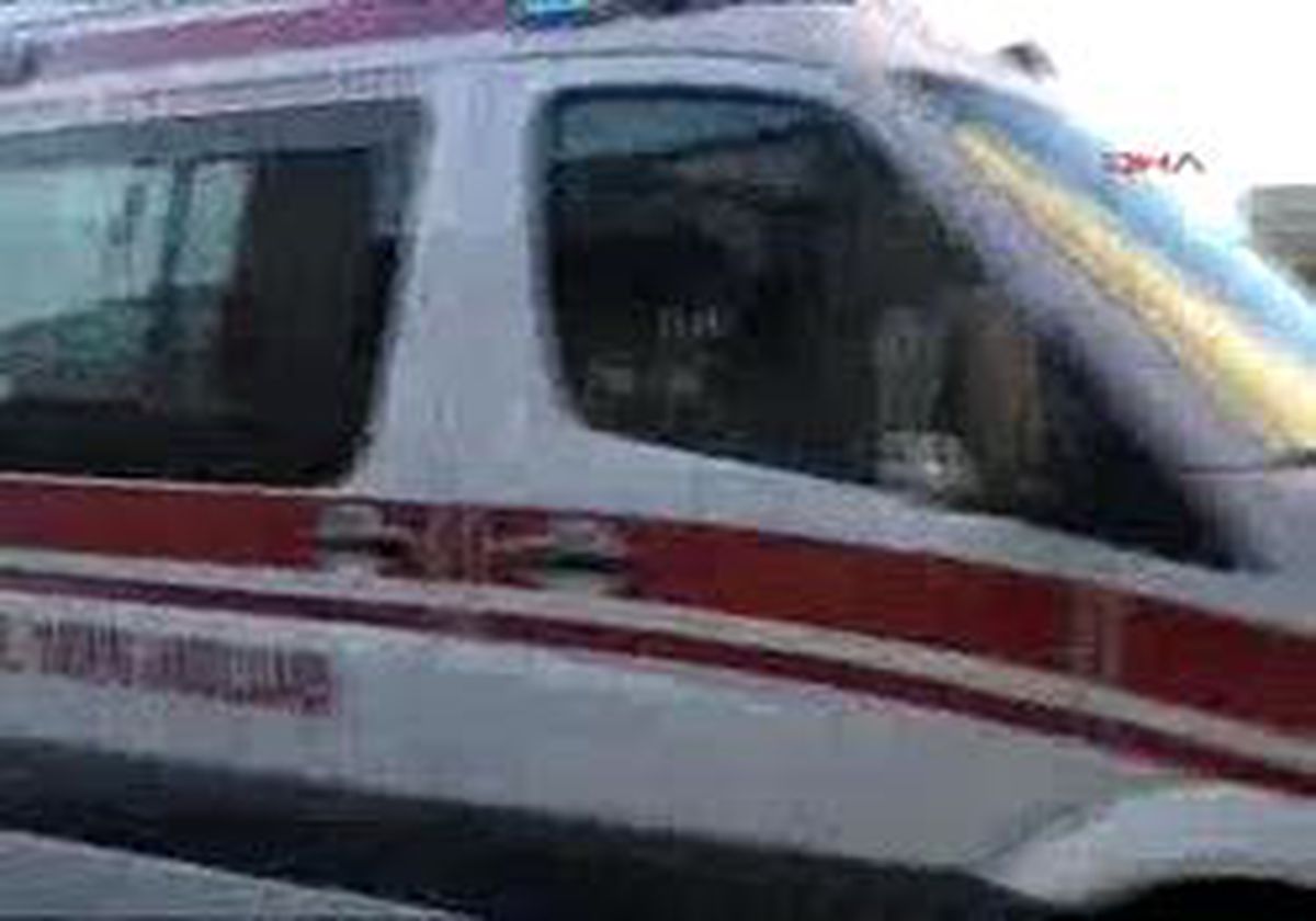 Kayseri - Mahallede Bıçaklı Kavga: 4 Yaralı