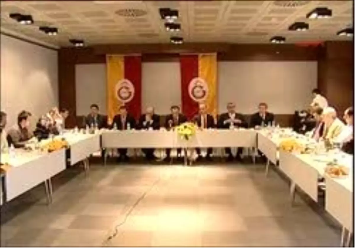 Adnan Öztürk : "Koltuk Pazarlığı Yapmadık"