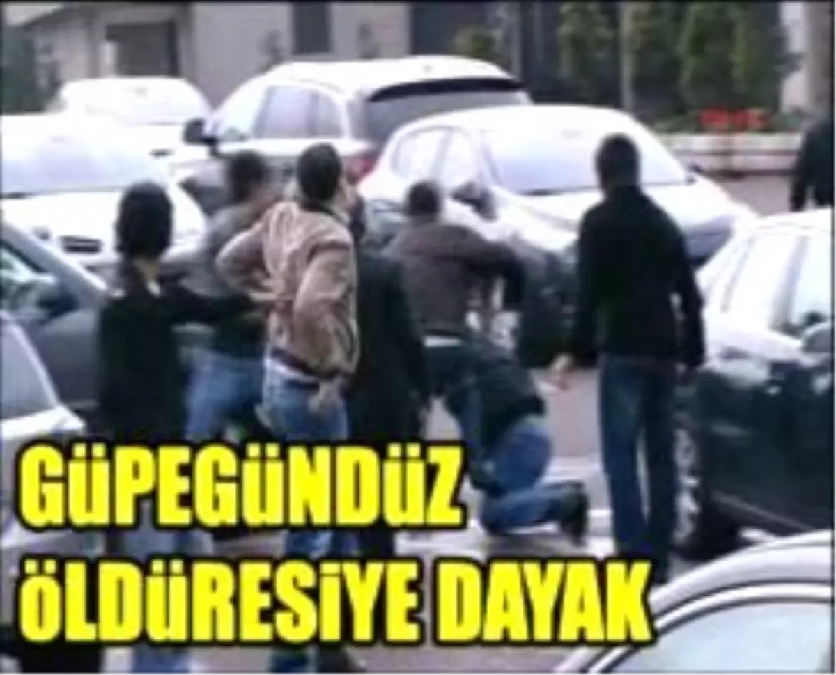 Beyoğlu\'nda 6 Kişi, Yaşlı Adamı Böyle Dövdü