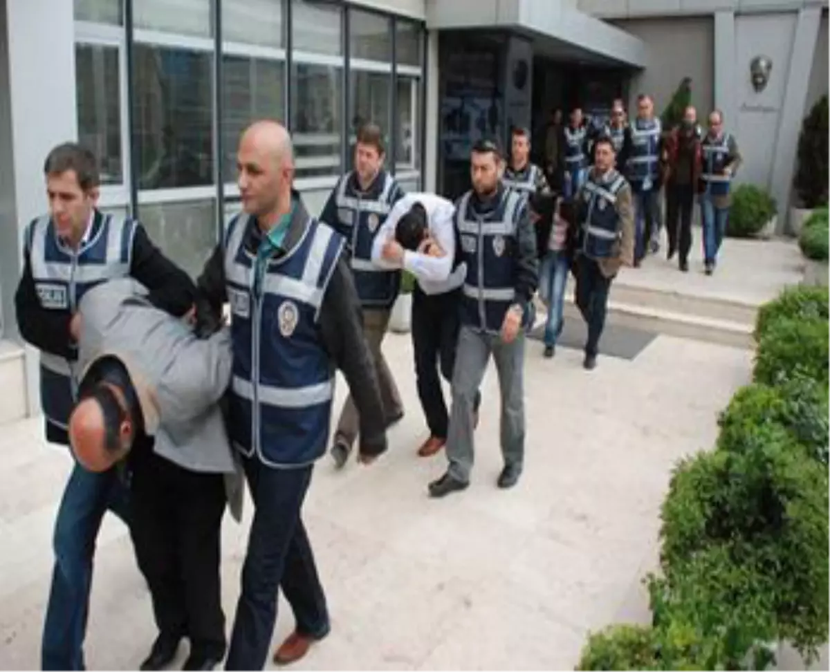 Bursa\'da \'Kaparo Çetesi\'ne Operasyon