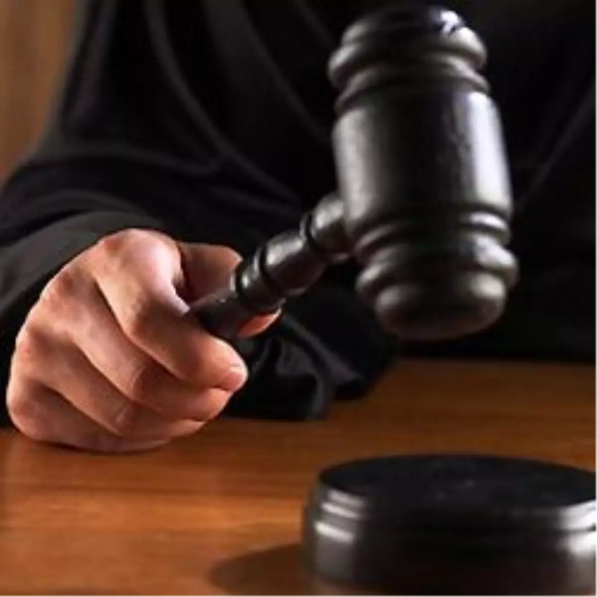 Komutanlar Tutuklandı