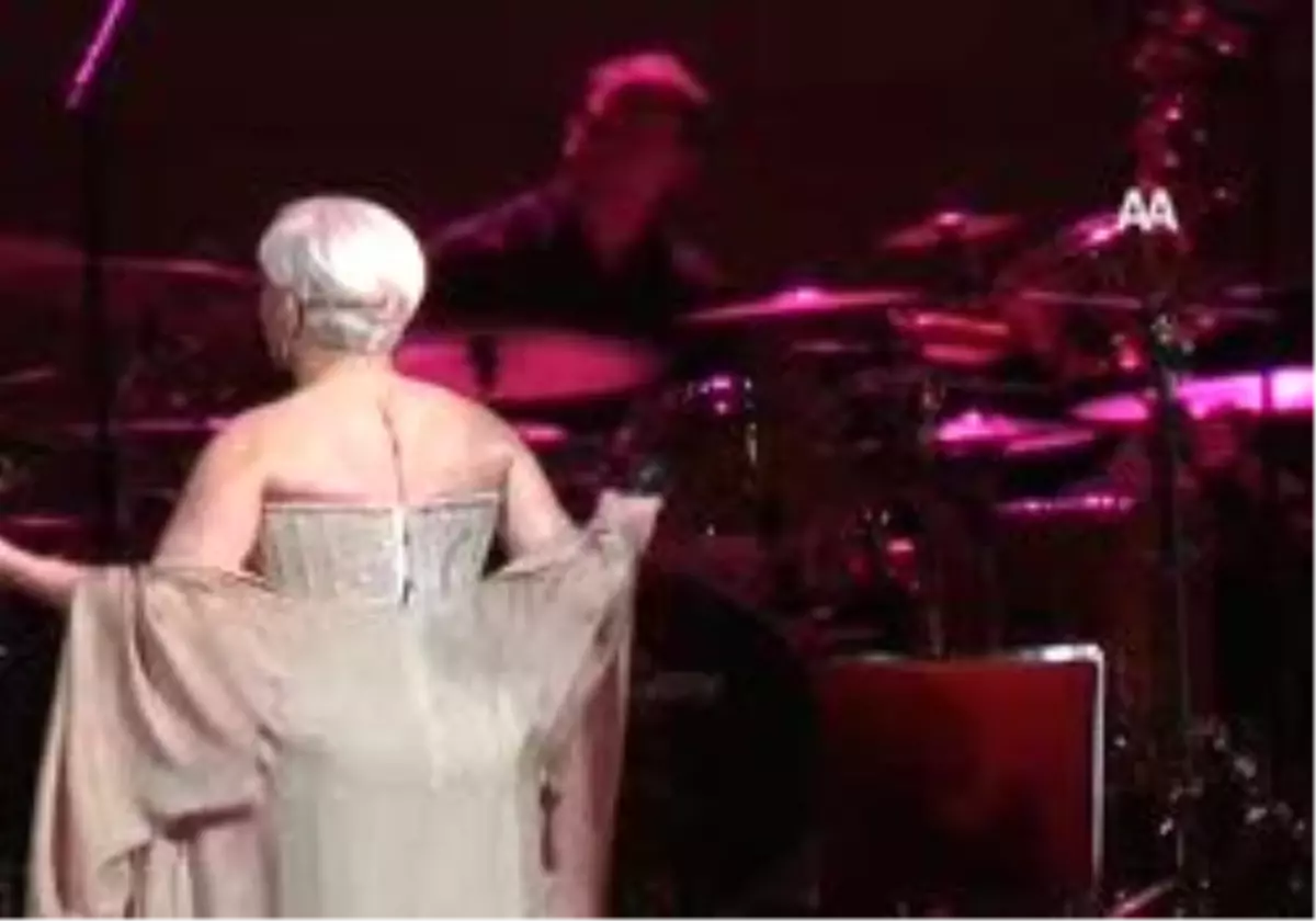 New York\'ta Muhteşem Konser