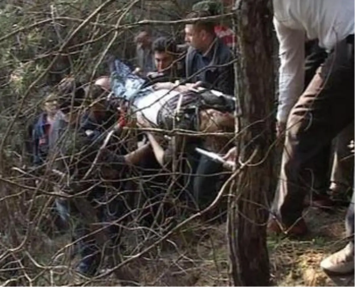 Adana\'da Trafik Kazası: 1 Ölü, 3 Yaralı