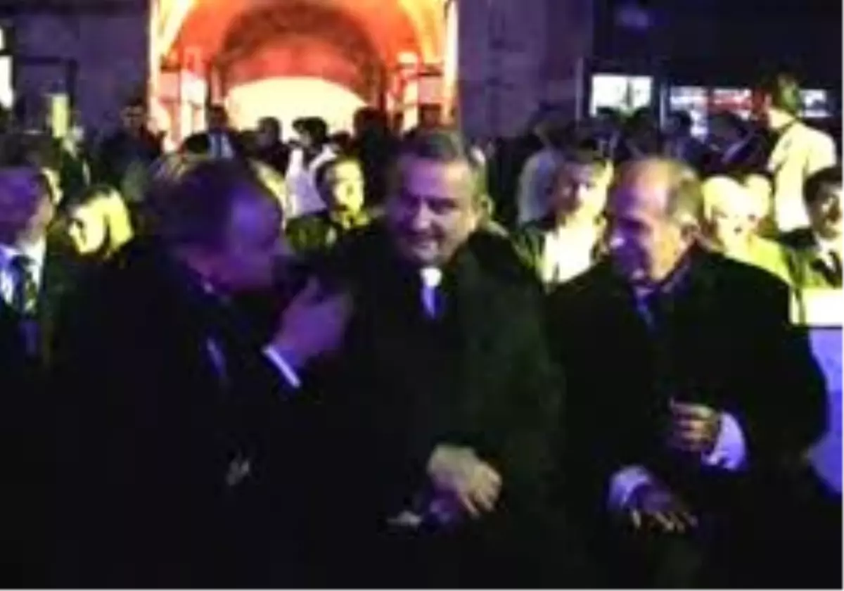 Bursa - Osman Gazi´Yi Anma Şenlikleri´Ne Faruk Saraç Defiles