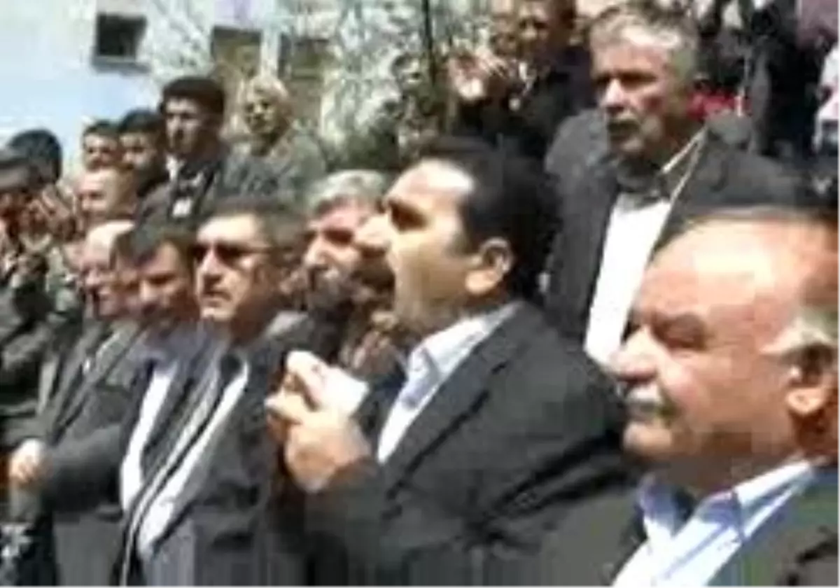 Hakkari de Karıştı