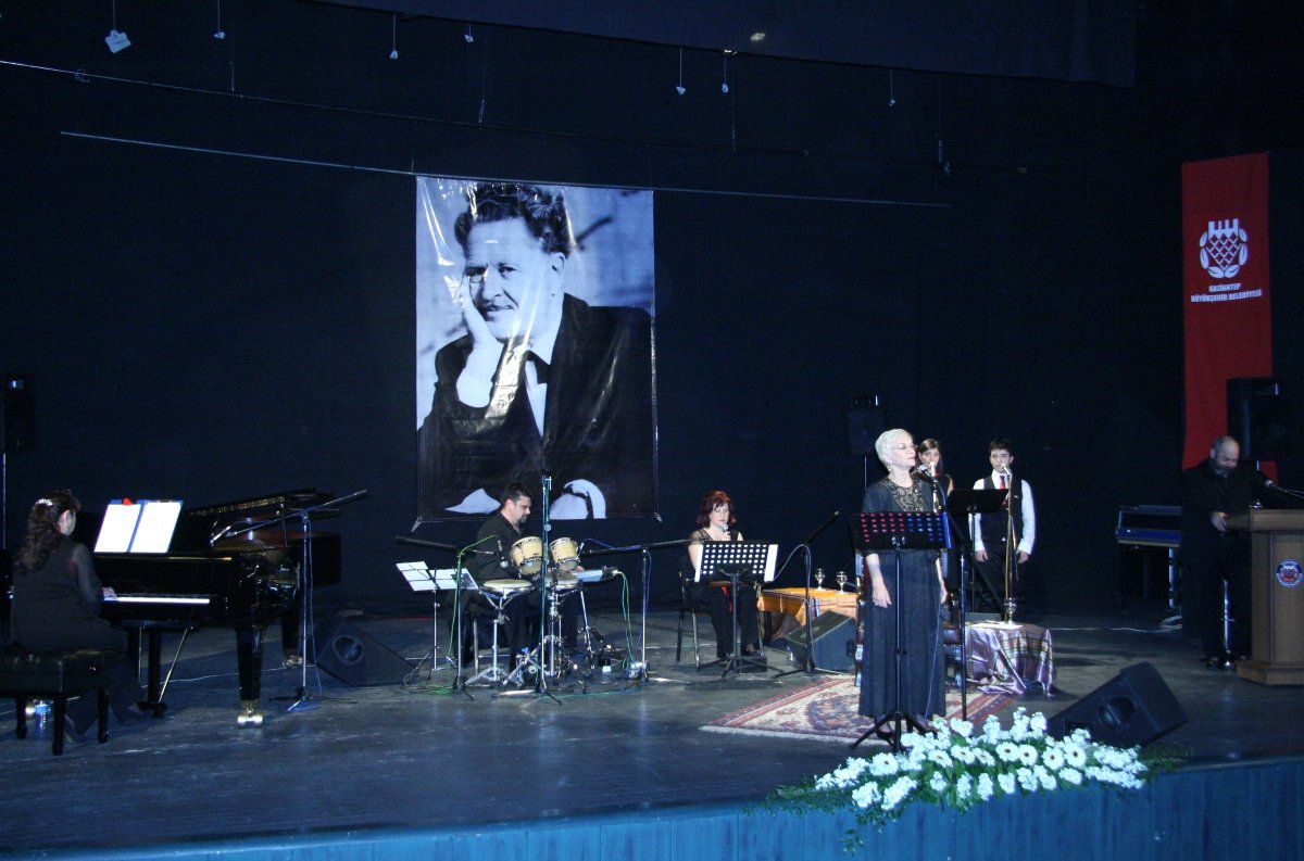 ''Şiir Ve Şarkılarla Nazım Hikmet'' Konseri