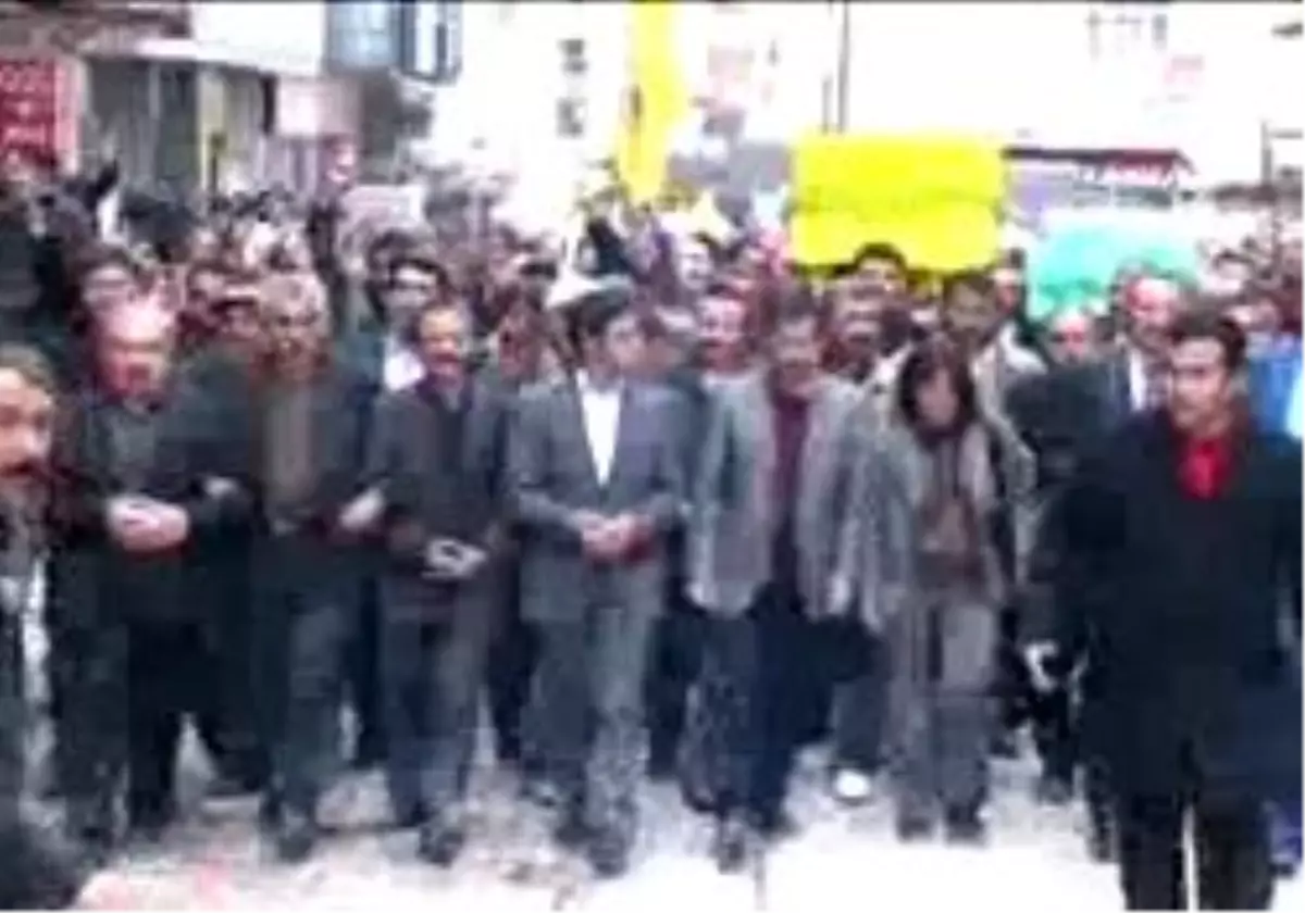 Van - Ahmet Türk\'E Saldırı Van\'Da Basın Açıklaması İle Kınan