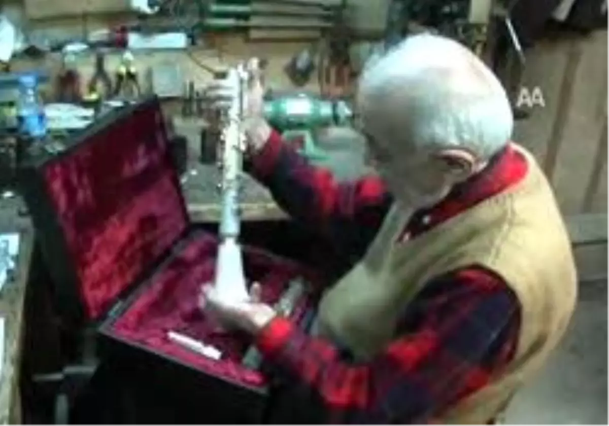 Mermerden Klarnet Yaptı